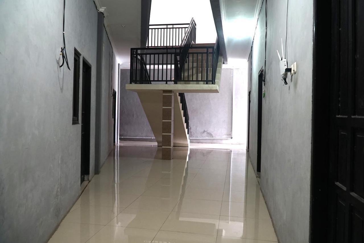 Oyo Flagship 1034 Pondok Mulia Guest House Syariah Balikpapan  Extérieur photo